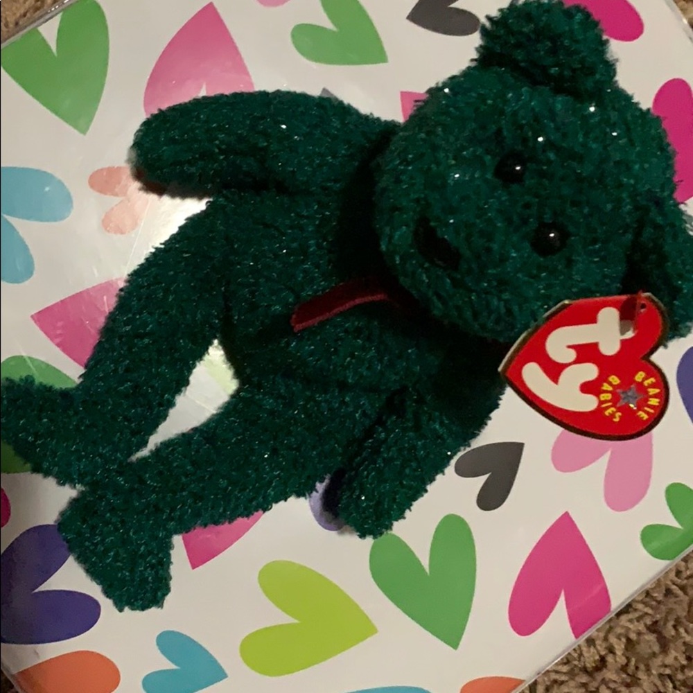 Ty beanie baby 2001 holiday teddy. Hang tag 2000